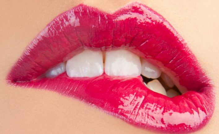 Lip powders take a bite out of lipstick market