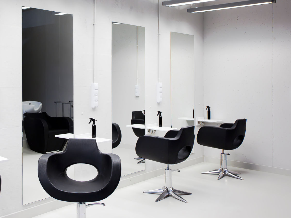 10 tips to help you manage your salon’s competition