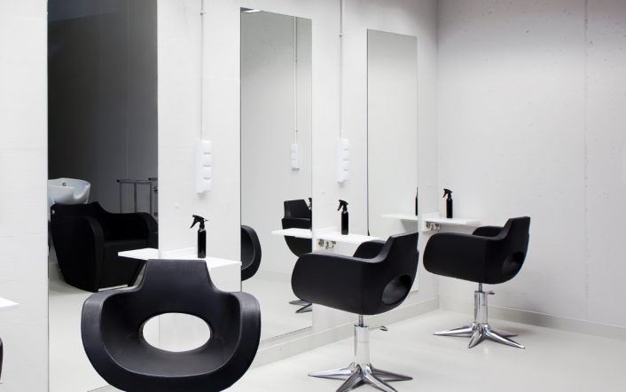 10 tips to help you manage your salon’s competition