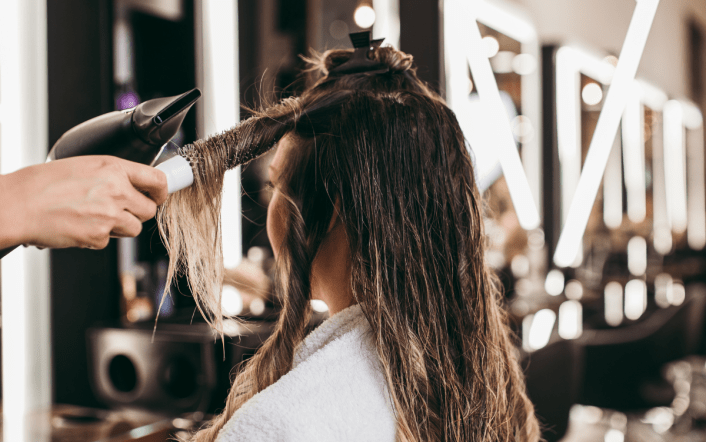 4 ways to grow your hair salon in 2024