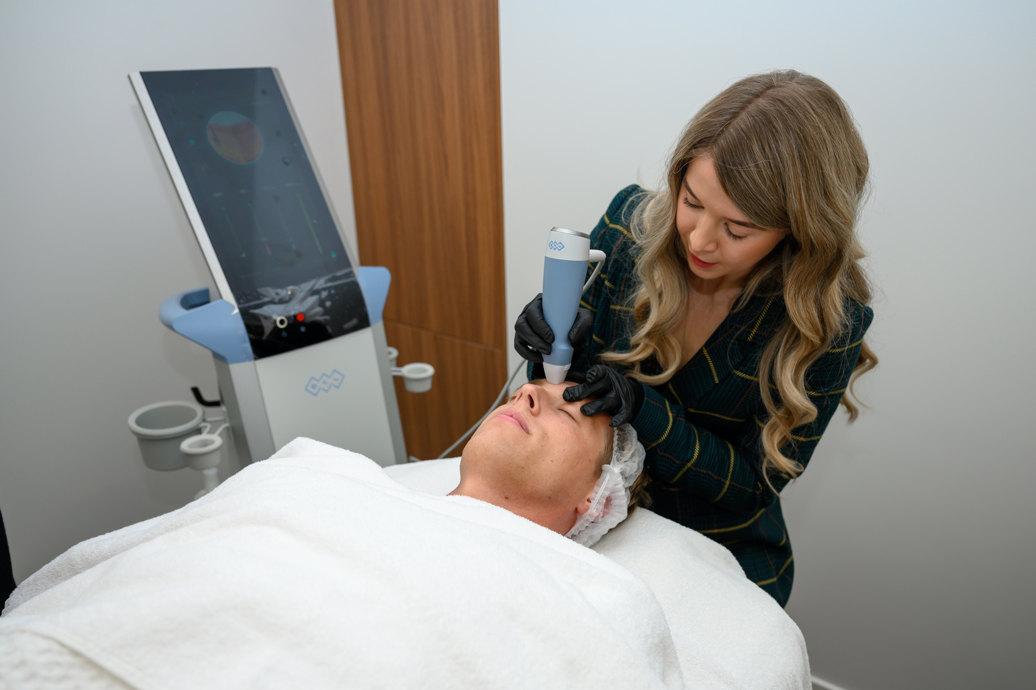 A Revolutionary AI-Powered RF Needling Treatment Launches at The Face Place